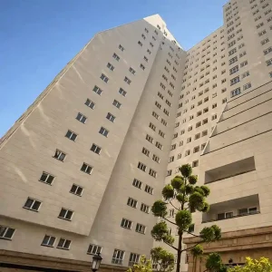 برج لبخند 2 دریاچه